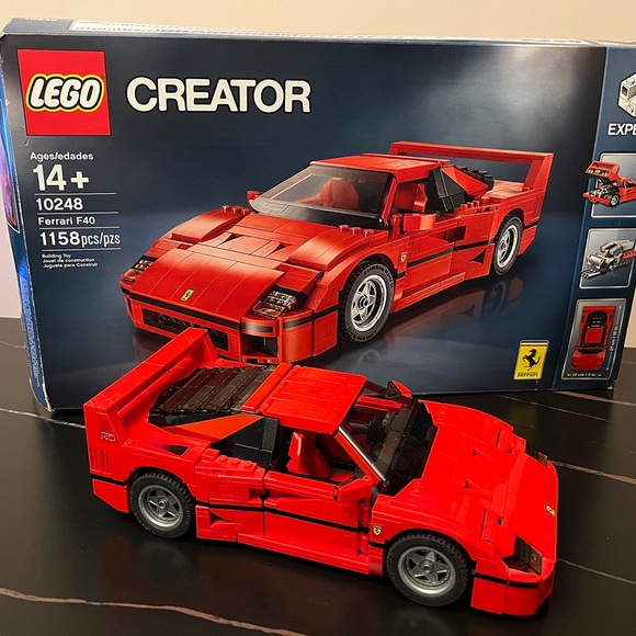 LEGO Creator Ferrari F40 (10248) Complete Set - Picture 2 of 11